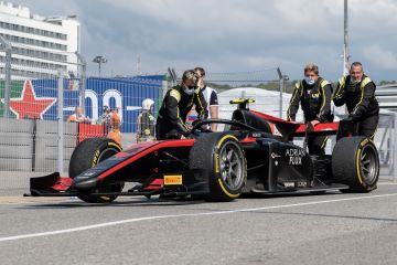 První den testů Formule 2